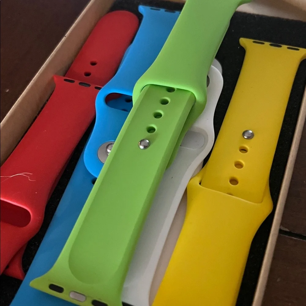 Multicolor Silicone Apple Watch Bands for Smartwatches